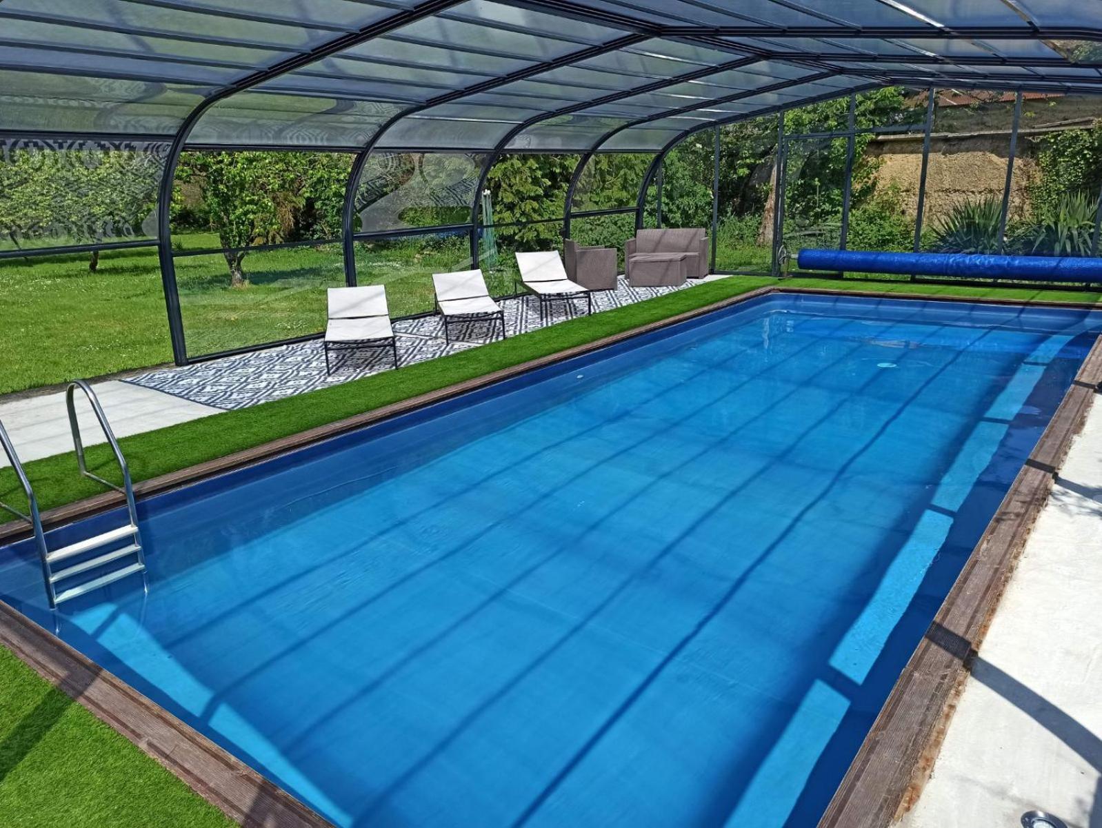 La Petellerie, Maison De Campagne Avec Piscine Pour Un Sejour Detente Moyon Bagian luar foto
